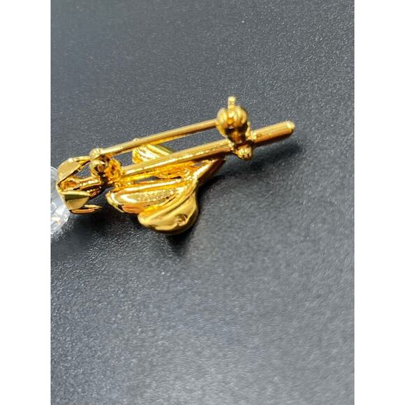 Swarovski Crystal Memories Gold
Plated Crystal Clear Rose Brooch in
Original Box - Picture 11 of 16